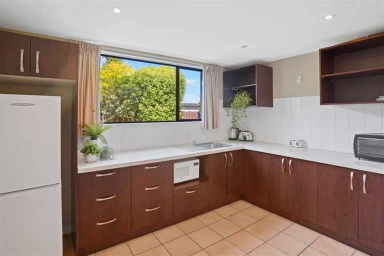 Photo of property in 43 Townshend Crescent, Halswell, Christchurch, 8025