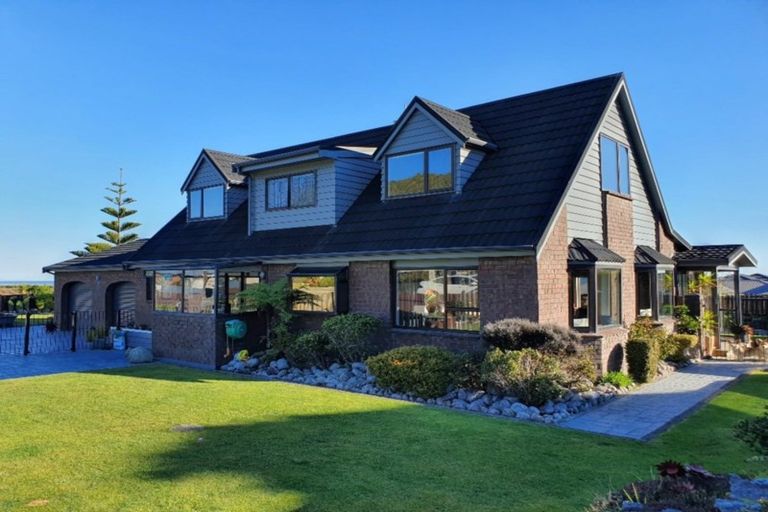 Photo of property in 112 Main South Road, Karoro, Greymouth, 7805