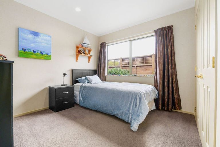 Photo of property in 61 Nielsen Gardens, Rototuna, Hamilton, 3210