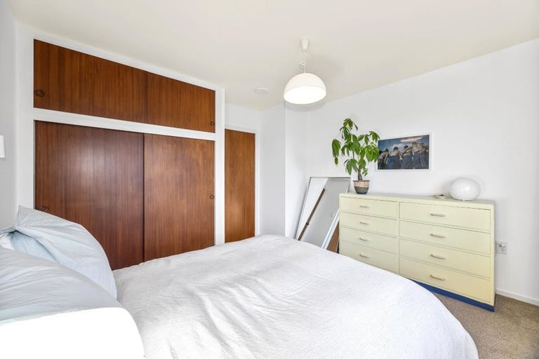 Photo of property in 2/57 Reynolds Avenue, Bishopdale, Christchurch, 8053