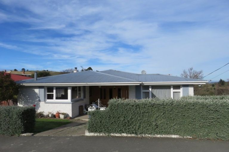 Photo of property in 41 Tamar Street, South Hill, Oamaru, 9400