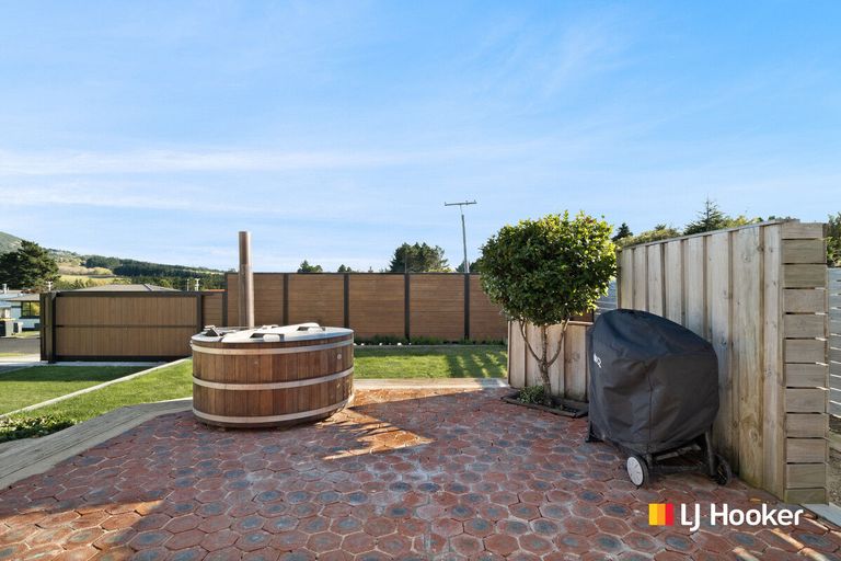 Photo of property in 28 Delta Drive, Waldronville, Dunedin, 9018