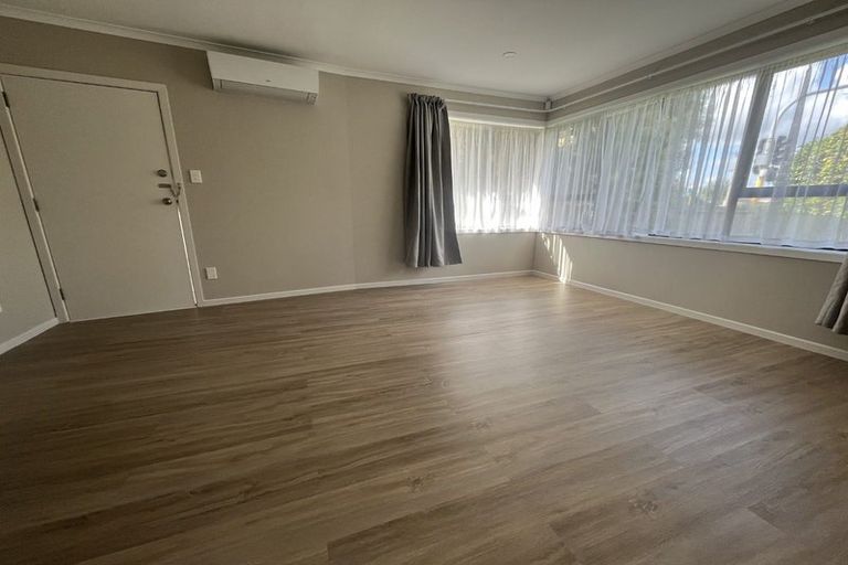 Photo of property in 1/17 Settlement Road, Papakura, 2110