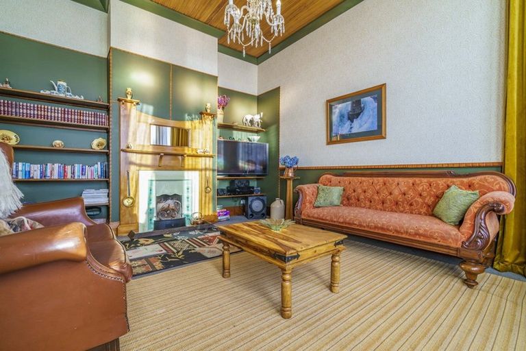 Photo of property in 3 Castle Street, Riverton/aparima, Riverton, 9822