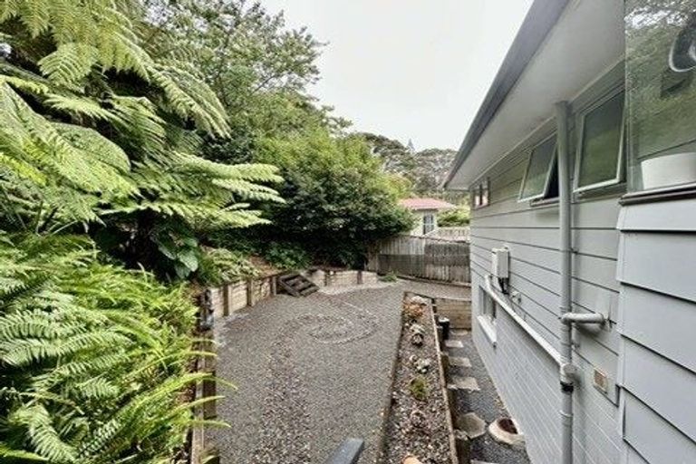 Photo of property in 22 Scotstoun Place, Glen Eden, Auckland, 0602