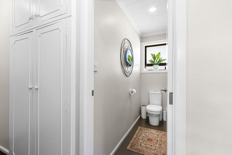 Photo of property in 2 Woodbank Street, Somerfield, Christchurch, 8024