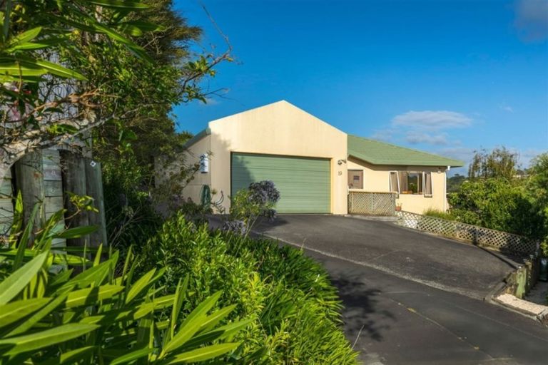 Photo of property in 19 Tainui Street, Torbay, Auckland, 0630