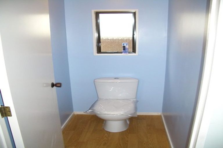 Photo of property in 3/94 Birkenhead Avenue, Birkenhead, Auckland, 0626