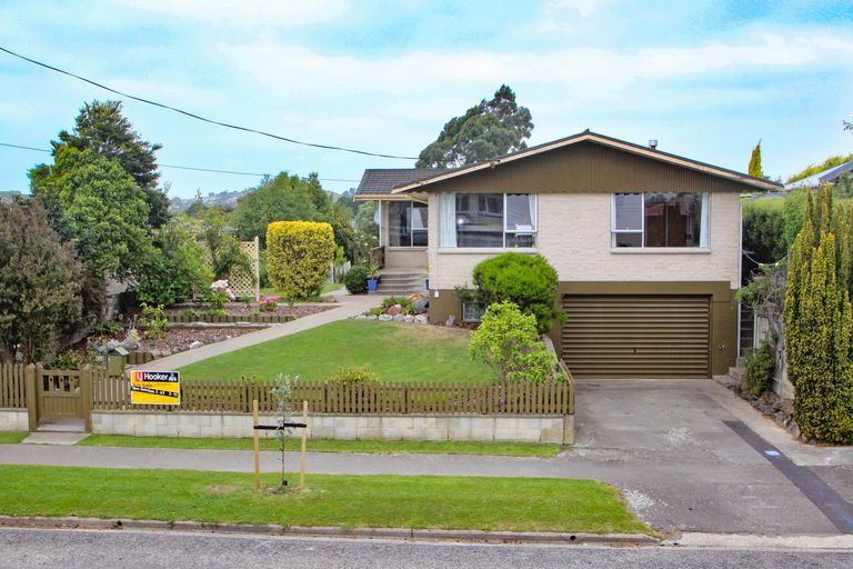 Photo of property in 39 Awamoa Road, Holmes Hill, Oamaru, 9401