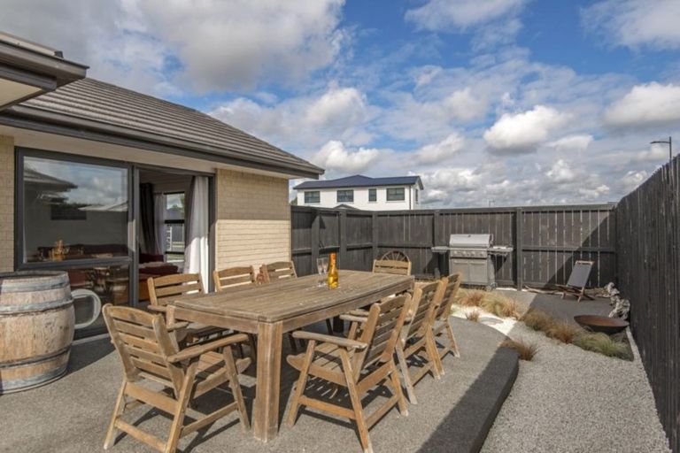 Photo of property in 36 Luxembourg Crescent, Halswell, Christchurch, 8025