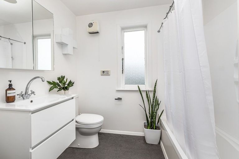 Photo of property in 83 Hataitai Road, Hataitai, Wellington, 6021