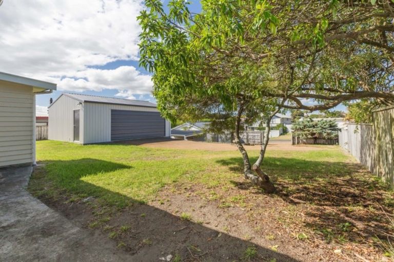 Photo of property in 30 Muapoko Street, Himatangi Beach, Foxton, 4891