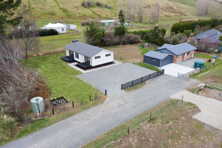 Photo of property in 32 Fitzgerald Street, Whitecliffs, Coalgate, 7673