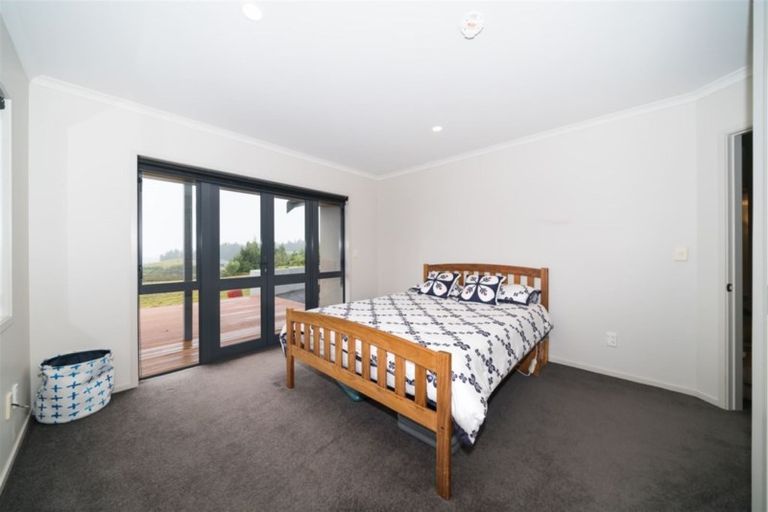 Photo of property in 389 Kahuterawa Road, Linton, Palmerston North, 4472