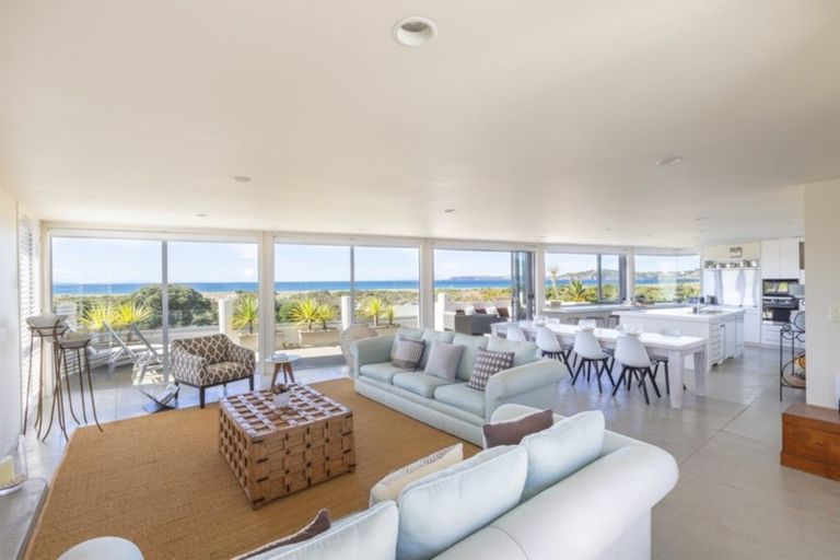 Photo of property in 12 Parry Court, Omaha, 0986