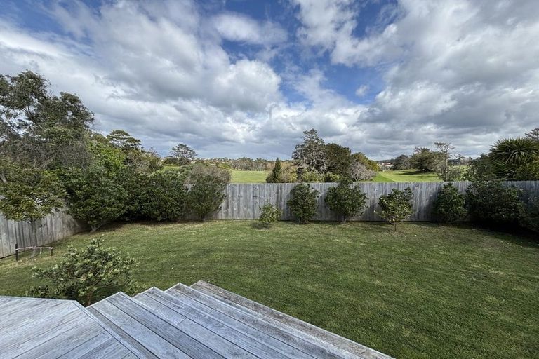 Photo of property in 1389 Whangaparaoa Road, Army Bay, Whangaparaoa, 0930