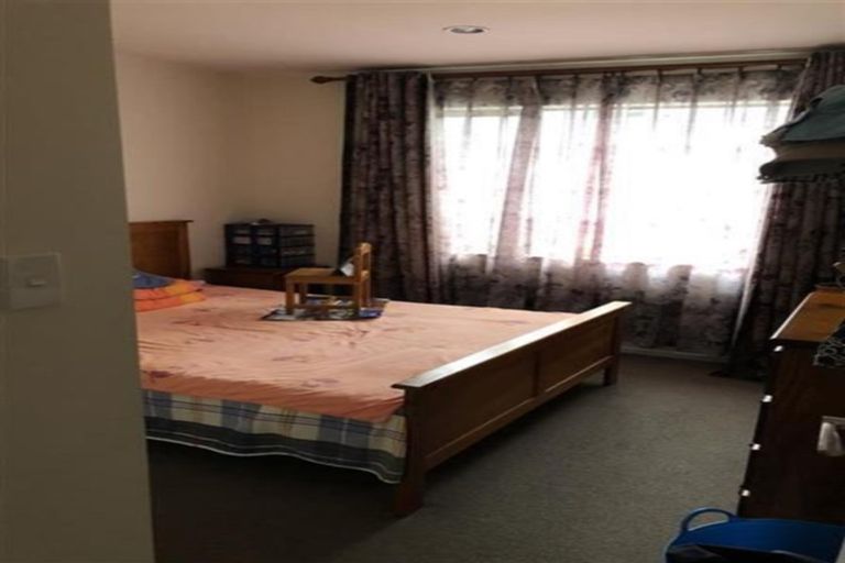 Photo of property in 79 Hugh Green Drive, Pinehill, Auckland, 0632