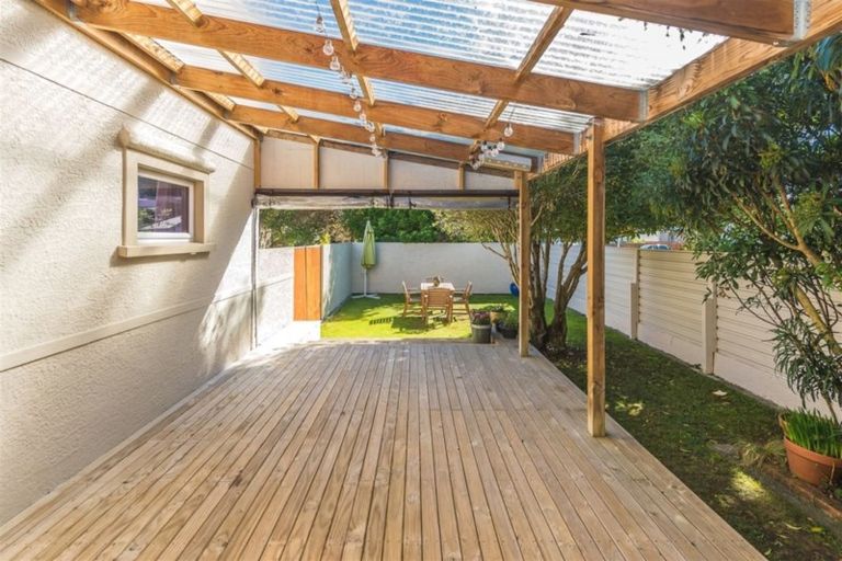 Photo of property in 18 Delhi Avenue, Aramoho, Whanganui, 4500