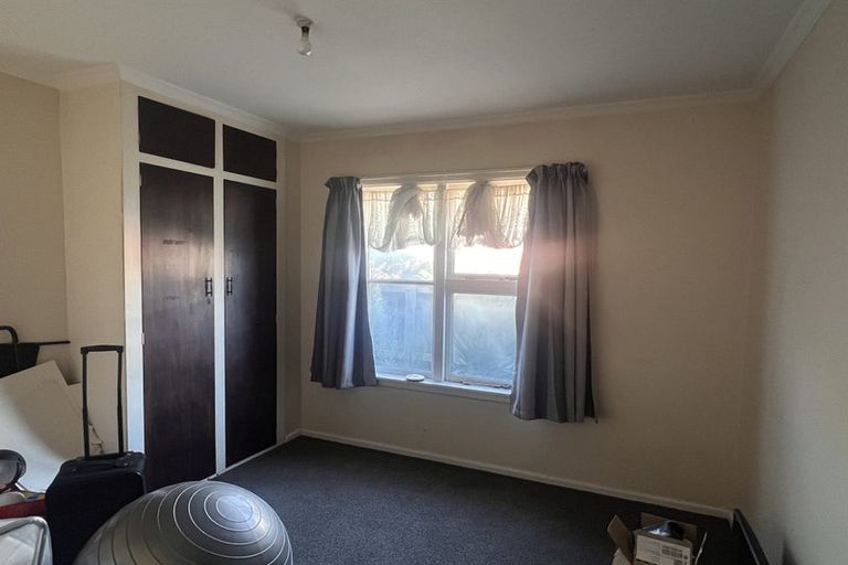 Photo of property in 17 Sandown Crescent, Aranui, Christchurch, 8061