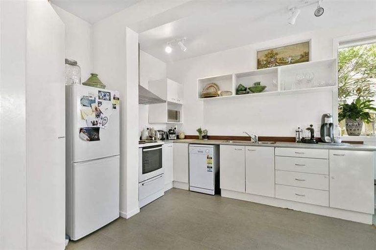 Photo of property in 98 Te Anau Road, Hataitai, Wellington, 6021