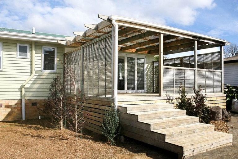 Photo of property in 6 Birdwood Road, Pukekohe, 2120