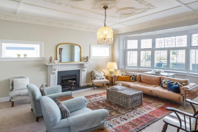 Photo of property in 102 Bolton Street, Kelburn, Wellington, 6012