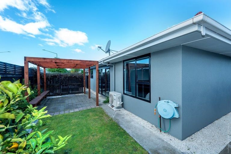 Photo of property in 1/63 Bridge Street, New Brighton, Christchurch, 8062