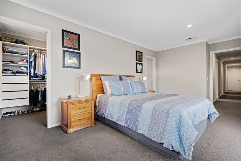 Photo of property in 34 Awatira Drive, Papamoa Beach, Papamoa, 3118