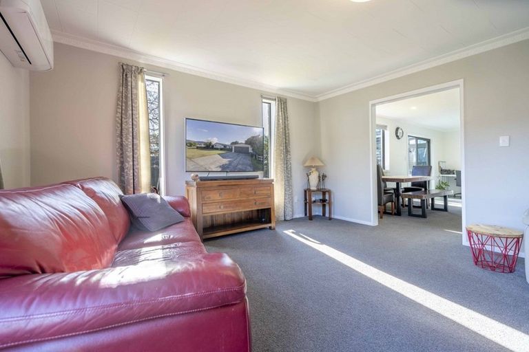 Photo of property in 16 Henry Street, Te Anau, 9600