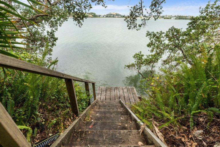 Photo of property in 3/63a Norwood Road, Bayswater, Auckland, 0622