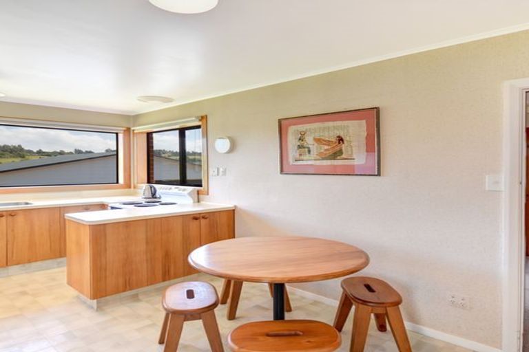 Photo of property in 10 Lincoln Street, Halfway Bush, Dunedin, 9010