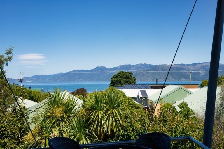 Photo of property in 13 Kotare Place, South Bay, Kaikoura, 7300