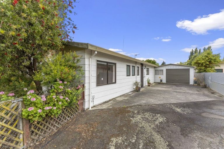 Photo of property in 11 Ferndale Place, Feilding, 4702