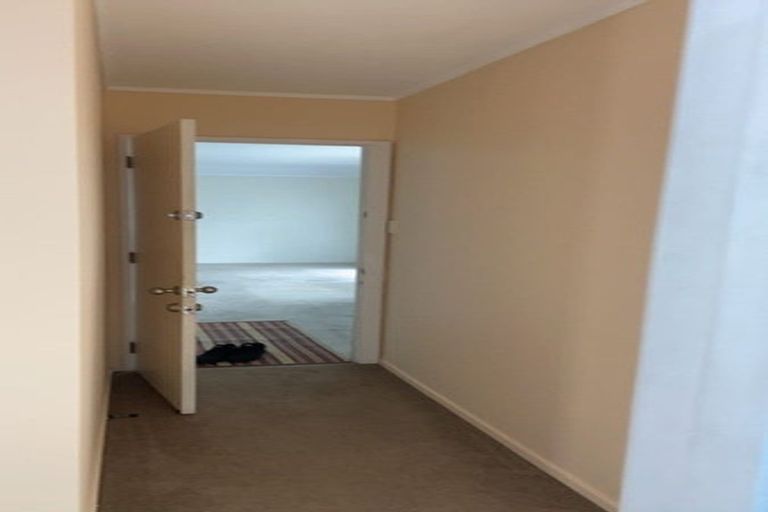 Photo of property in 39 Nirvana Way, Mount Roskill, Auckland, 1041