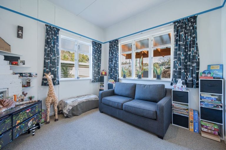 Photo of property in 4 Rentone Street, Stepneyville, Nelson, 7010