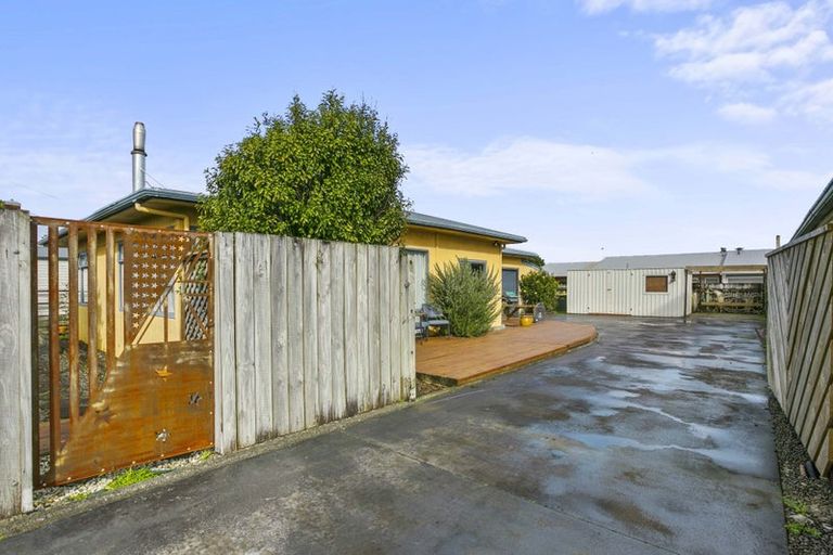 Photo of property in 58 Record Street, Fitzroy, New Plymouth, 4312