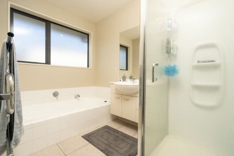 Photo of property in 18 Marlowe Place, Rolleston, 7614