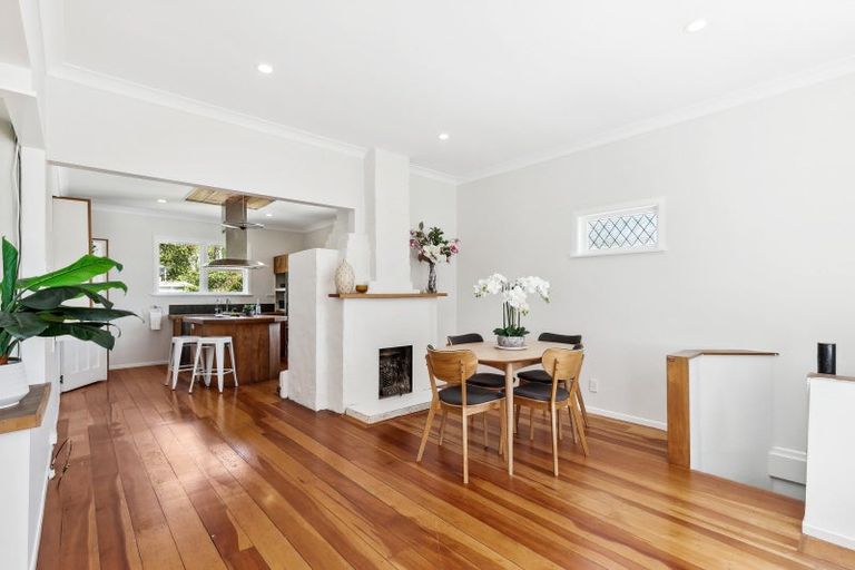 Photo of property in 61 Standen Street, Karori, Wellington, 6012