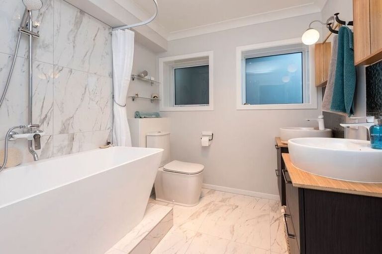 Photo of property in 24 Carlton Crescent, Maraetai, Auckland, 2018