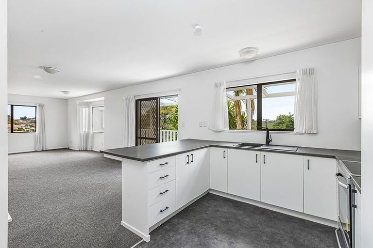 Photo of property in 2/63 Rodney Street, Wellsford, 0900