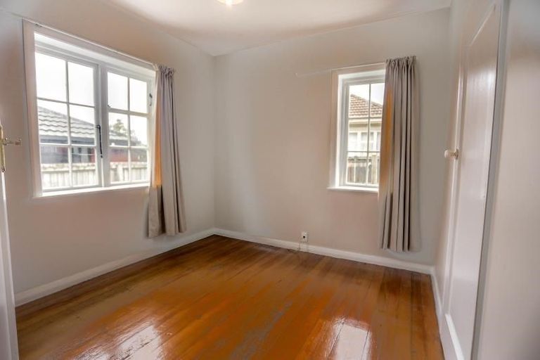 Photo of property in 121b Elizabeth Street, Riccarton, Christchurch, 8041