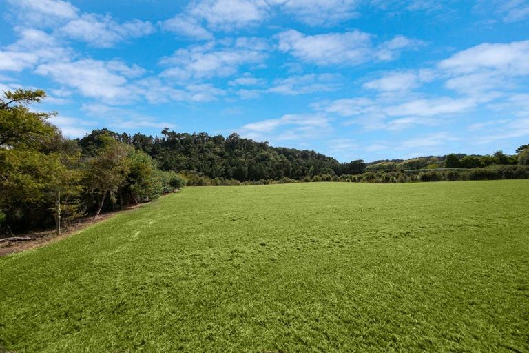 Photo of property in 30 Sunnyside Road, Coatesville, 0793