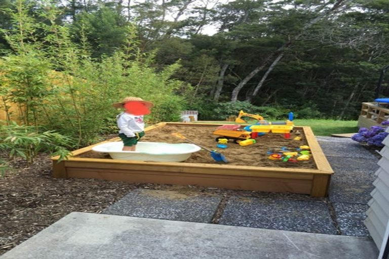 Photo of property in 90 Tiriwa Drive, Massey, Auckland, 0614