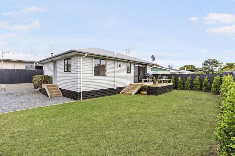 Photo of property in 4b Lachlan Avenue, Mount Maunganui, 3116