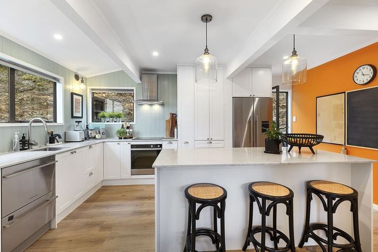 Photo of property in 14 Doon Grove, Papakowhai, Porirua, 5024