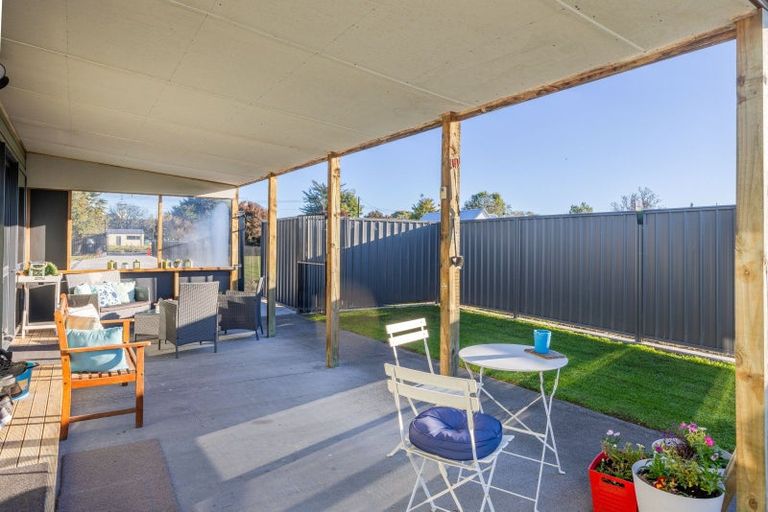 Photo of property in 20 Shanly Street, Waipawa, 4210