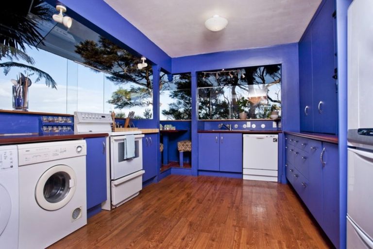 Photo of property in 30 Darcy Place, Massey, Auckland, 0614