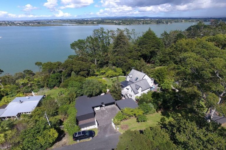 Photo of property in 59 Chatham Avenue, Paremoremo, Auckland, 0632