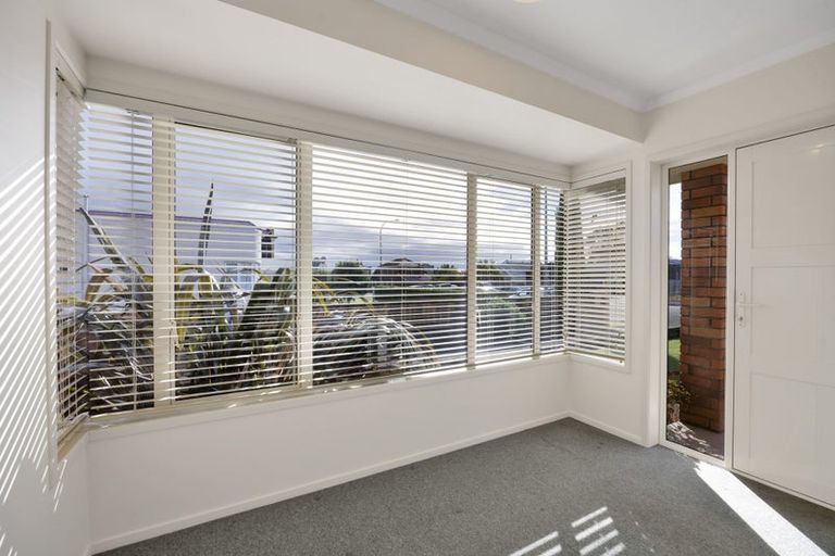 Photo of property in 40 Cutfield Street, Inglewood, 4330