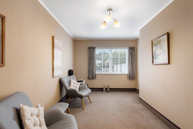 Photo of property in 25 Trigg Crescent, Taradale, Napier, 4112